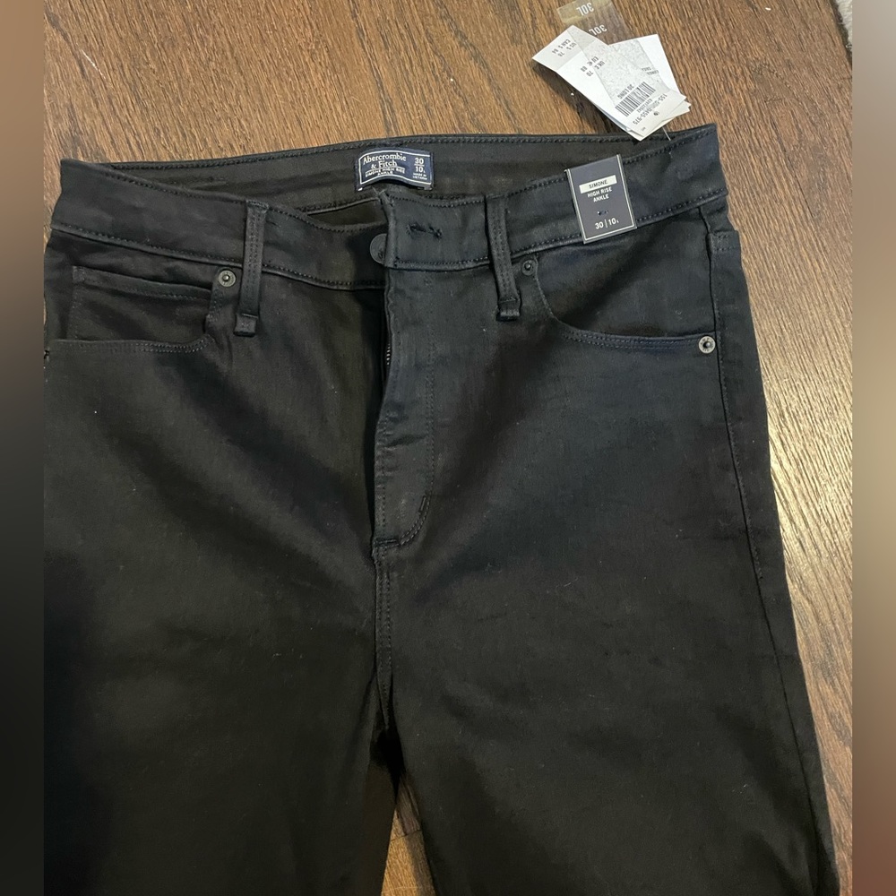 A&F- Simone High Rise Skinny - Picture 11 of 12